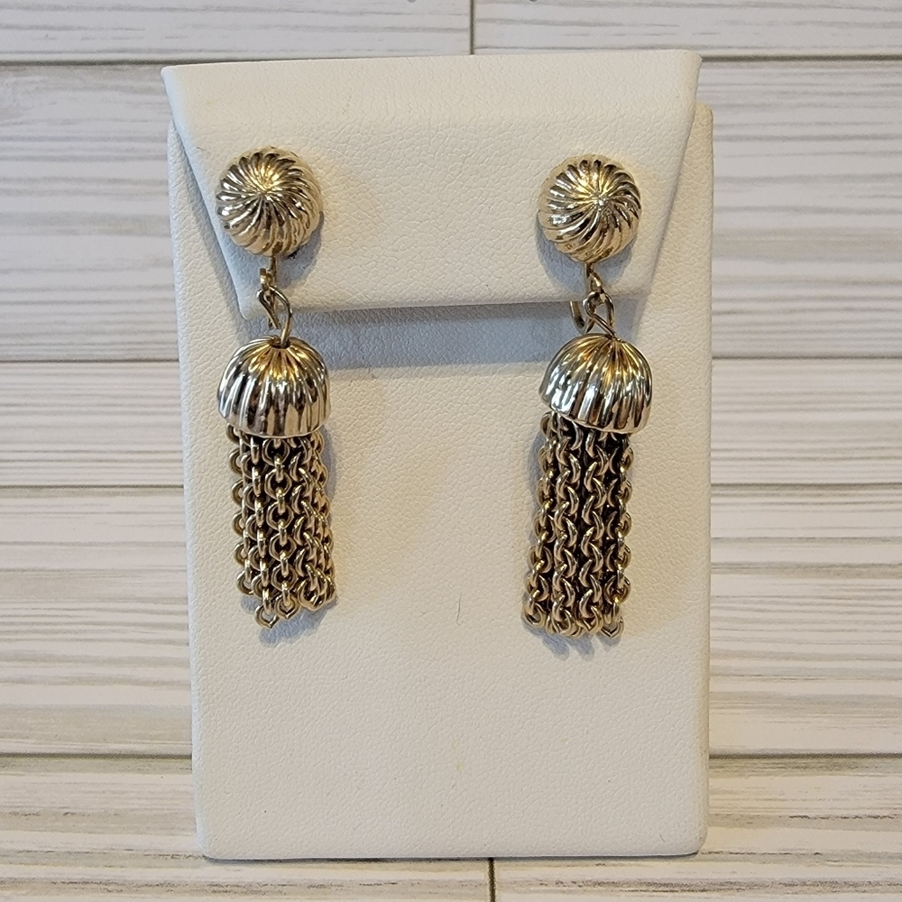 Vintage Coro Gold Tone Chain Tassel Dangle Clip On Earrings